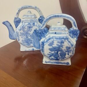 Blue and White Floral Ceramic Teapot Set